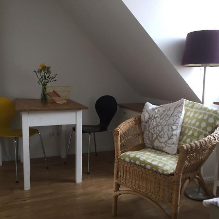 Familienfreundliche Ferienwohnung Am See Soemmerda Luaran gambar