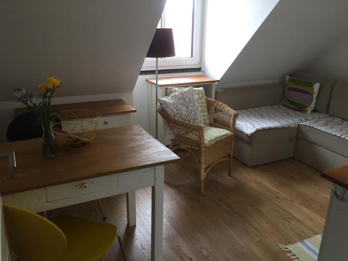 Familienfreundliche Ferienwohnung Am See Soemmerda Luaran gambar