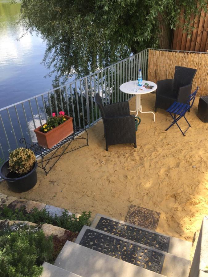 Familienfreundliche Ferienwohnung Am See Soemmerda Luaran gambar